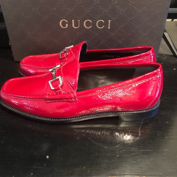 GUCCI LOAFERS NWT red patent leather/silver hardware Size-8 - Picture 6 of 15